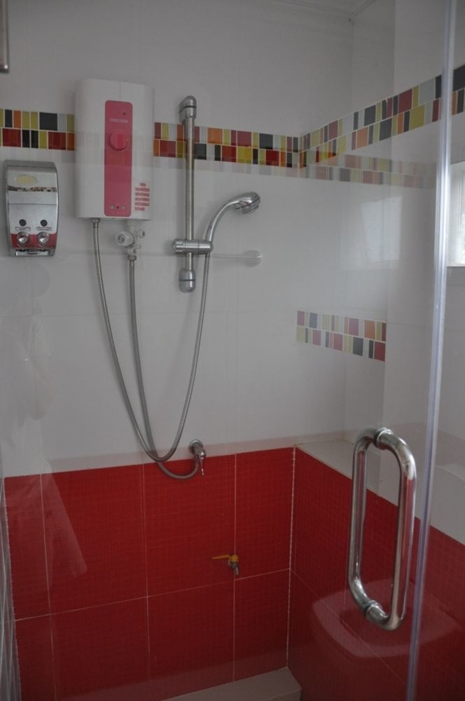 Hill Top Service Suites Banglamung Kültér fotó